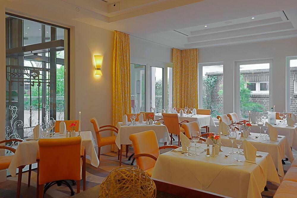 Ringhotel Strandblick Kuehlungsborn Exterior photo