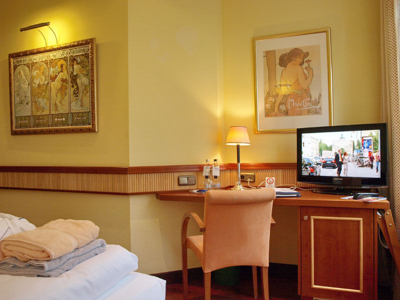 Ringhotel Strandblick Kuehlungsborn Exterior photo